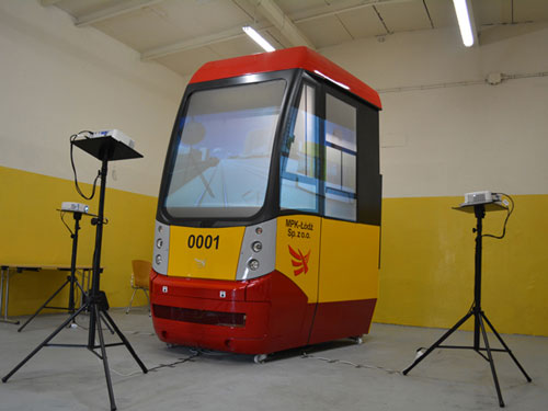 Symulator tramwaju z użyciem ekranów projekcyjnych